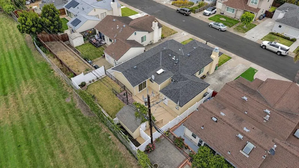 227 Rockwood Drive South San Francisco, CA 94080