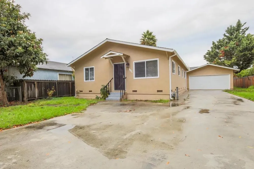 1159 Garden Street East Palo Alto, CA 94303