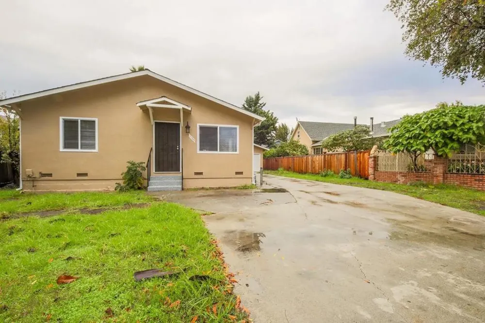1159 Garden Street East Palo Alto, CA 94303