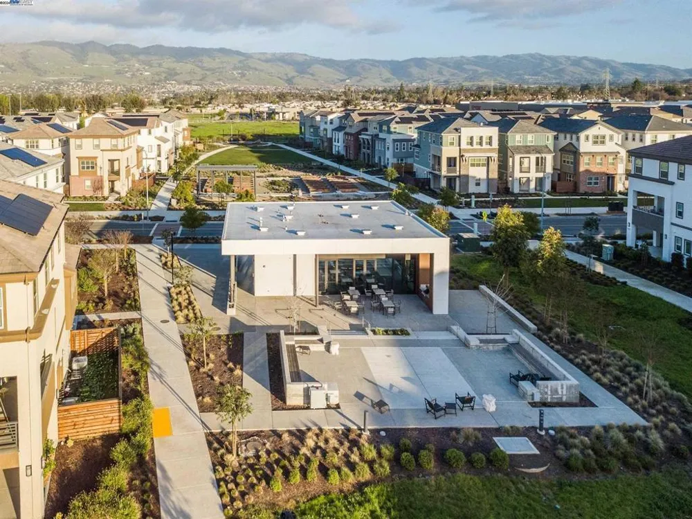 2166 Pastoral Loop San Jose, CA 95122