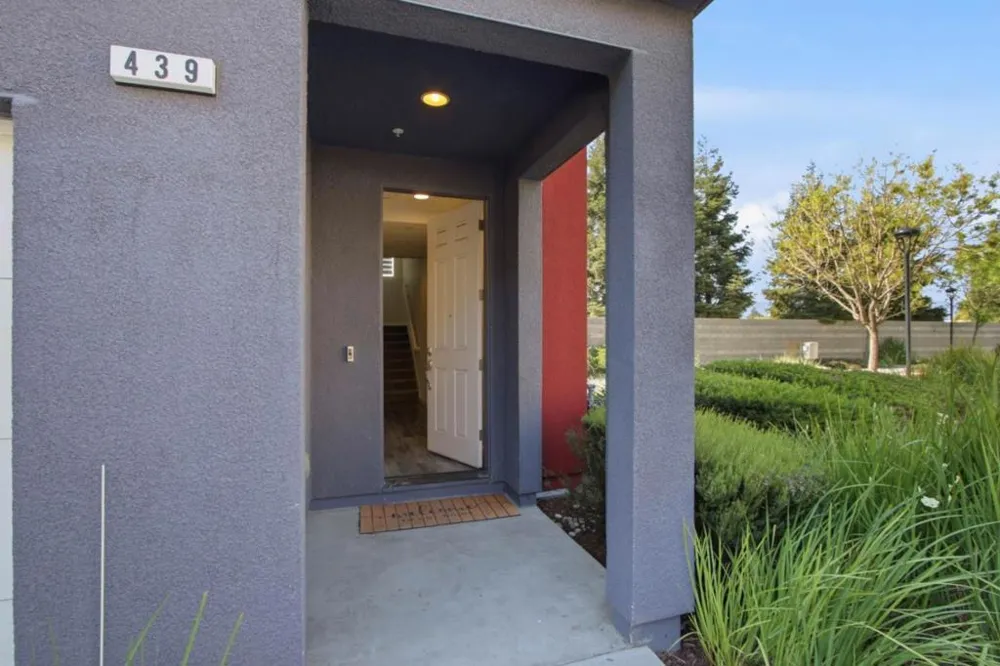 439 Ellicott Loop San Jose, CA 95123