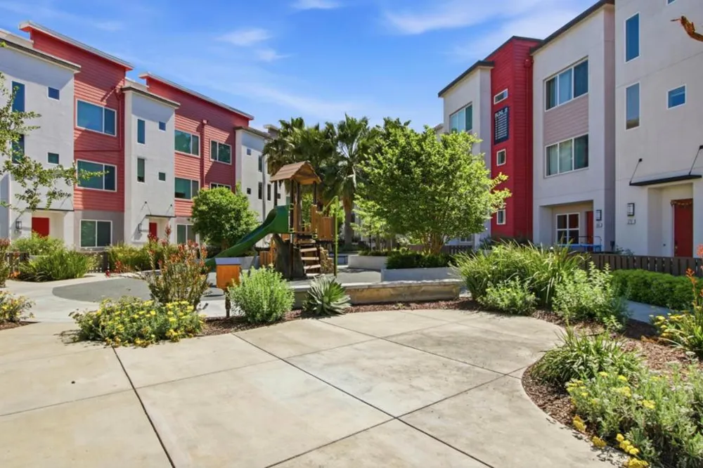 439 Ellicott Loop San Jose, CA 95123