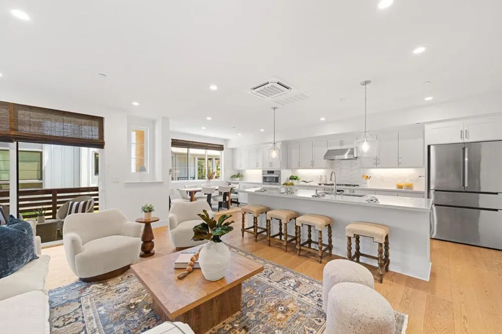 16015 Bartlett Court Los Gatos, CA 95032