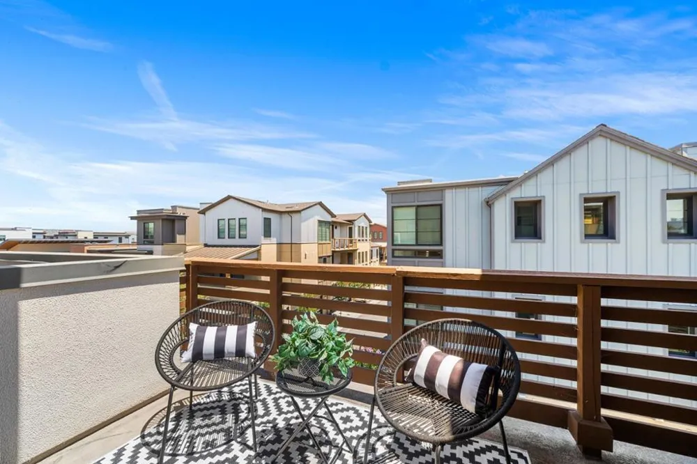 16015 Bartlett Court Los Gatos, CA 95032