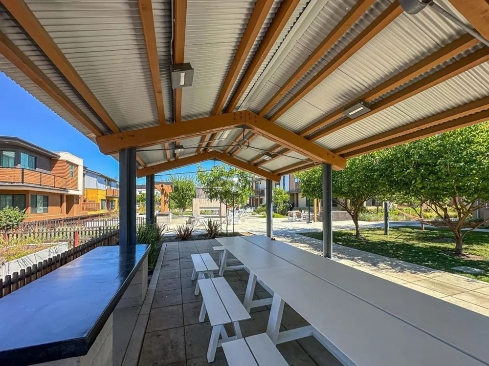 16015 Bartlett Court Los Gatos, CA 95032