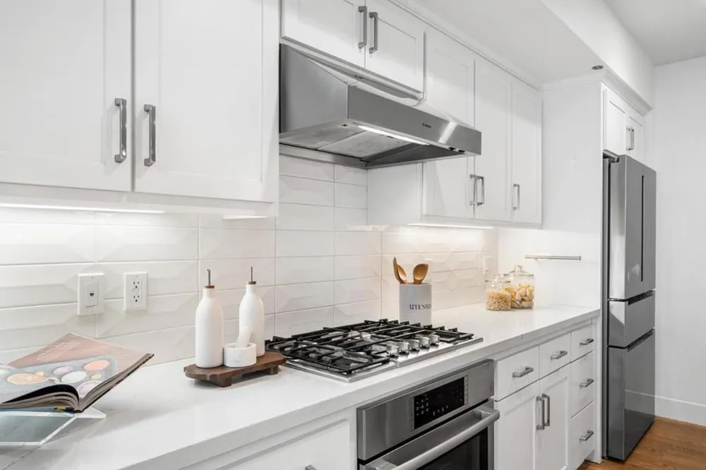 16015 Bartlett Court Los Gatos, CA 95032