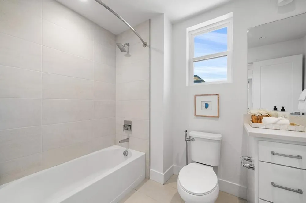 16015 Bartlett Court Los Gatos, CA 95032