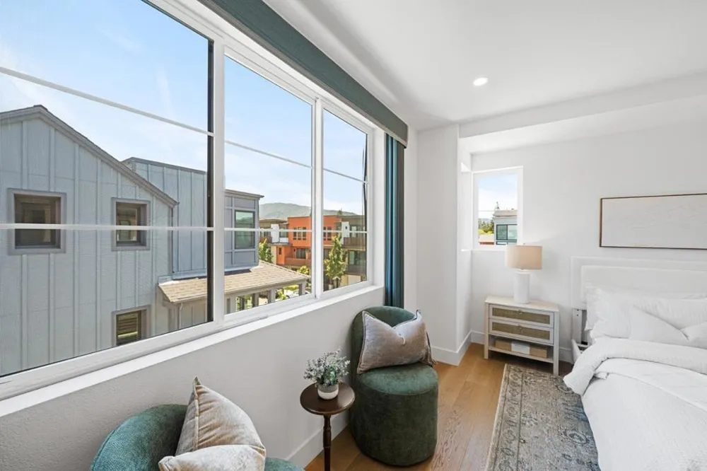 16015 Bartlett Court Los Gatos, CA 95032