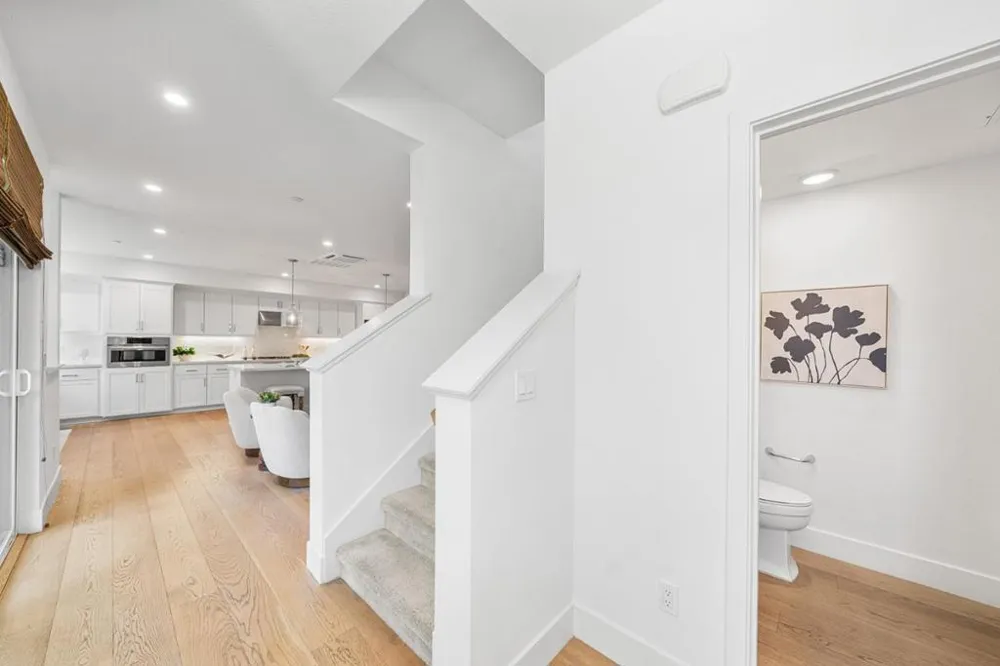 16015 Bartlett Court Los Gatos, CA 95032