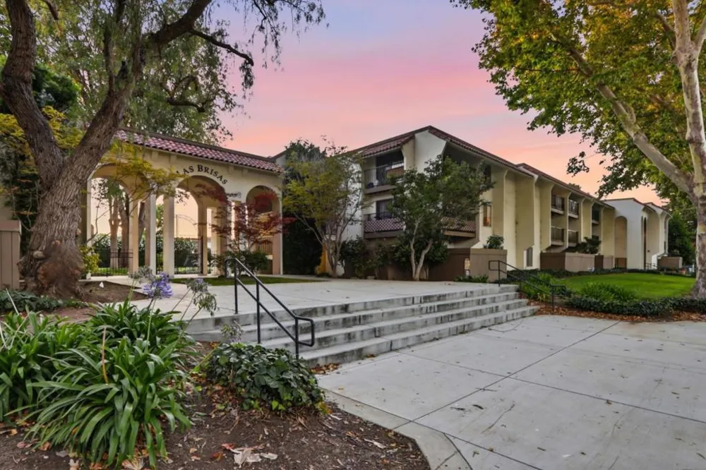 1760 Halford Avenue #162 Santa Clara, CA 95051