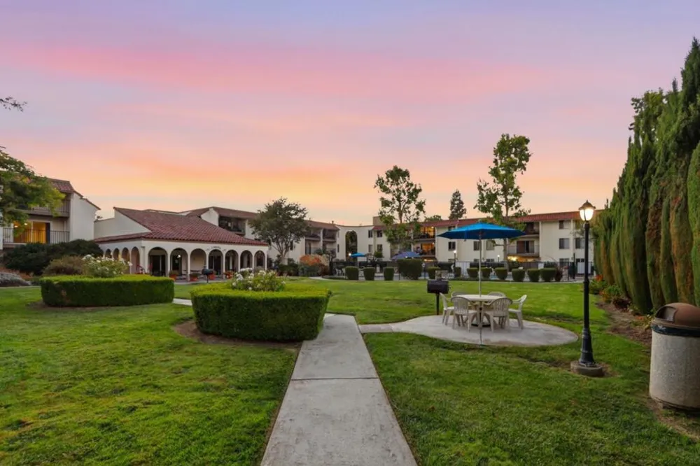 1760 Halford Avenue #162 Santa Clara, CA 95051