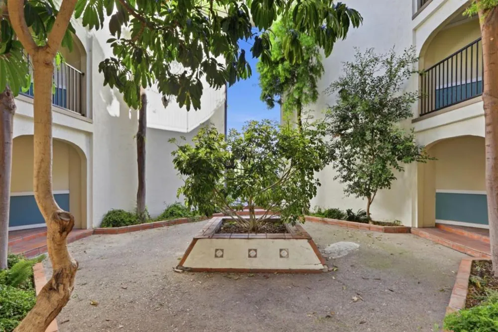 1760 Halford Avenue #162 Santa Clara, CA 95051