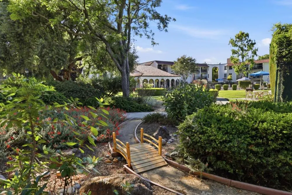1760 Halford Avenue #162 Santa Clara, CA 95051