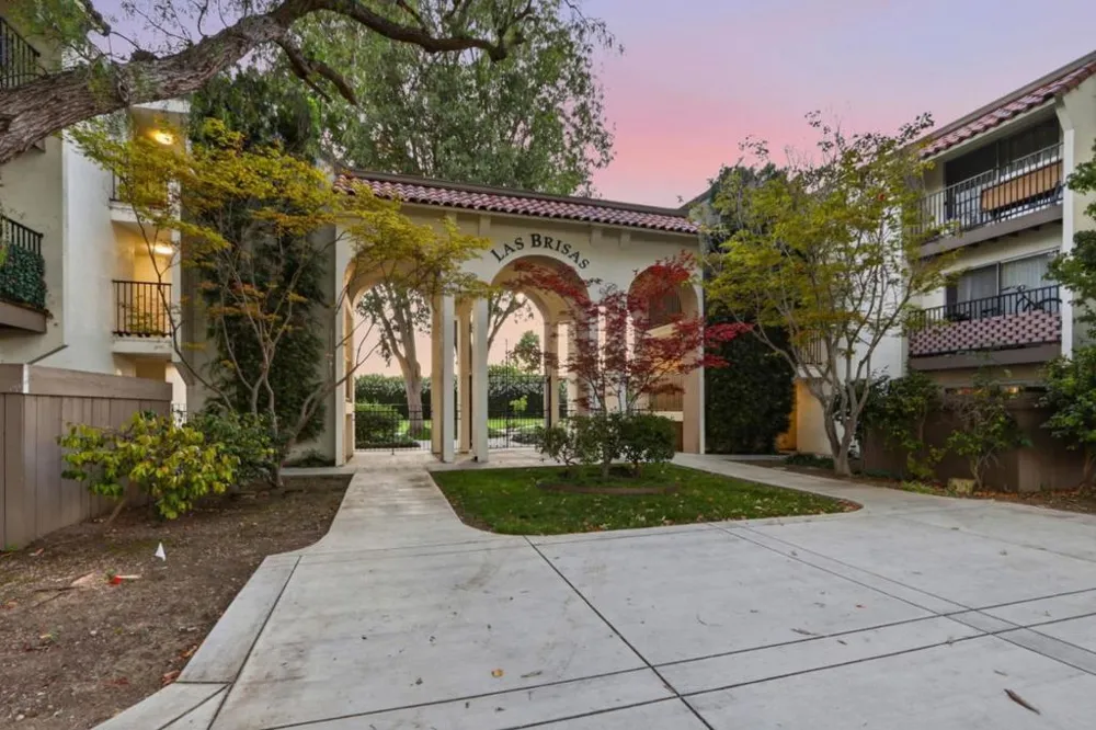 1760 Halford Avenue #162 Santa Clara, CA 95051