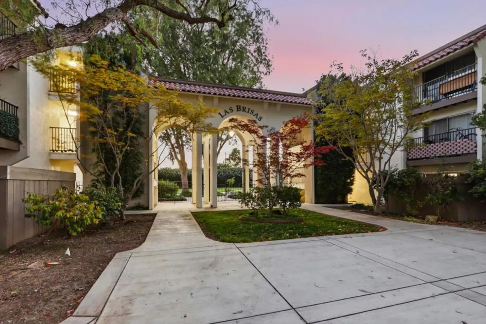 1760 Halford Avenue #162 Santa Clara, CA 95051