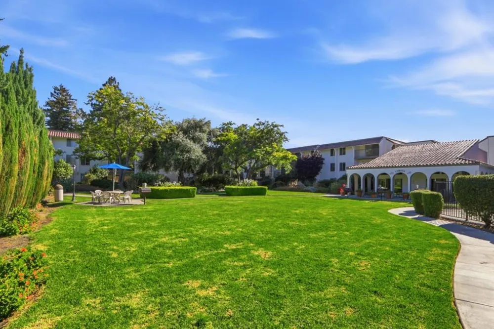 1760 Halford Avenue #162 Santa Clara, CA 95051