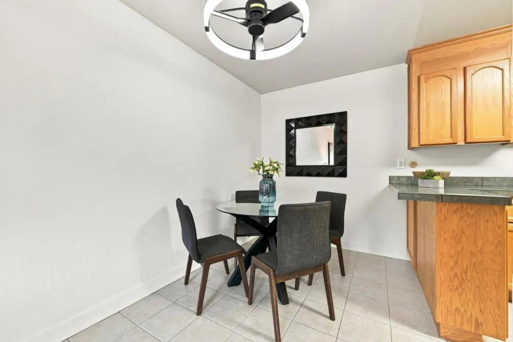1760 Halford Avenue #162 Santa Clara, CA 95051