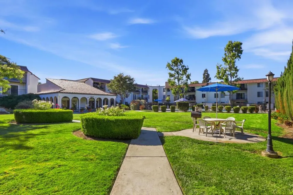 1760 Halford Avenue #162 Santa Clara, CA 95051