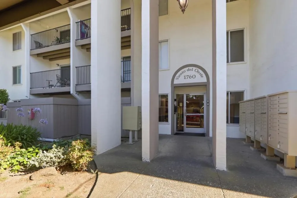 1760 Halford Avenue #162 Santa Clara, CA 95051
