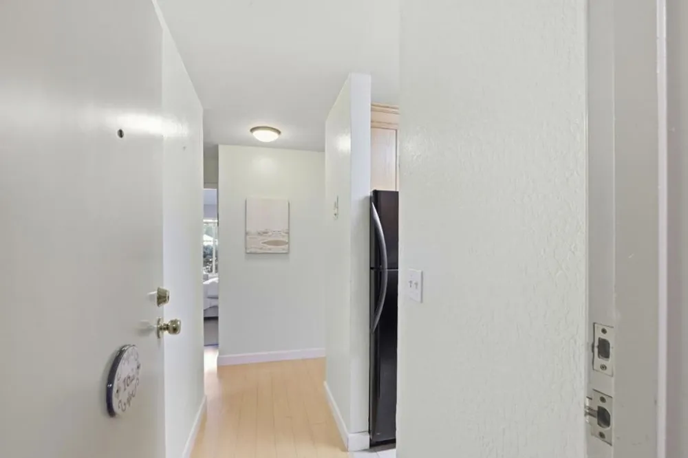 1760 Halford Avenue #162 Santa Clara, CA 95051