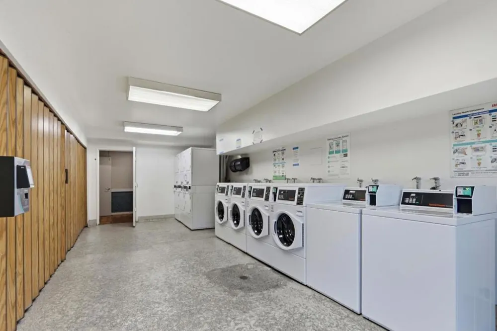 1760 Halford Avenue #162 Santa Clara, CA 95051