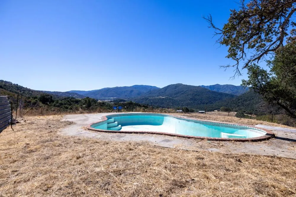 190 Cachagua Road Carmel Valley, CA 93924
