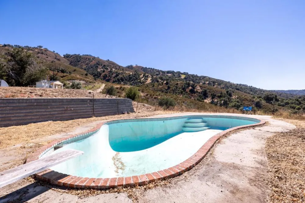 190 Cachagua Road Carmel Valley, CA 93924