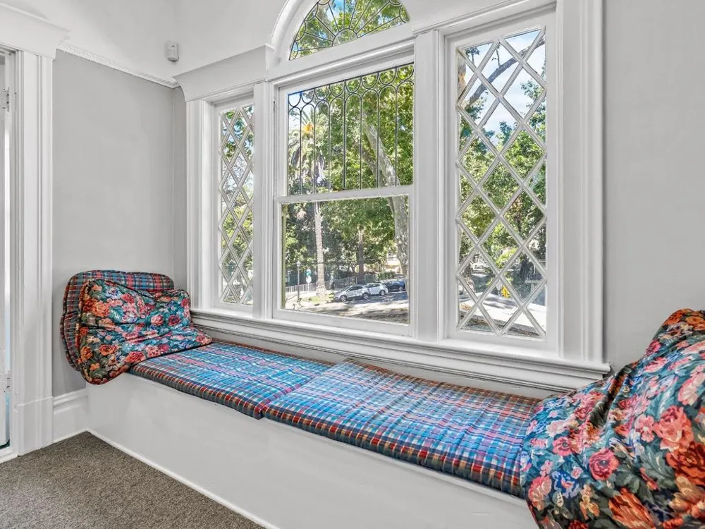 2200 L STREET Sacramento, CA 95816