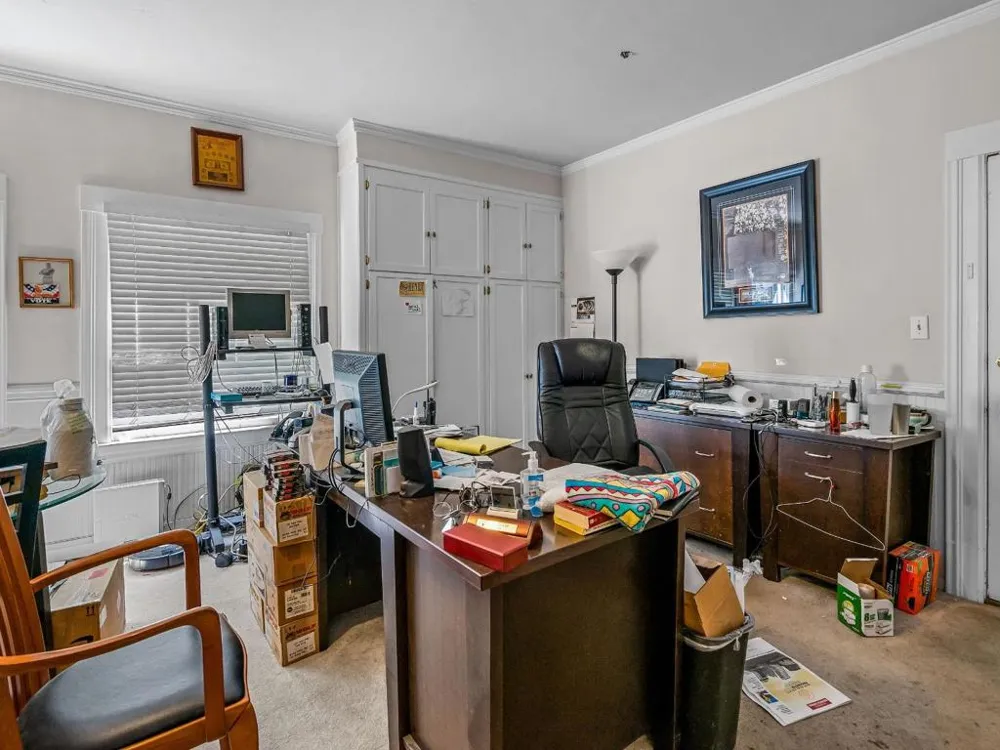 2200 L STREET Sacramento, CA 95816