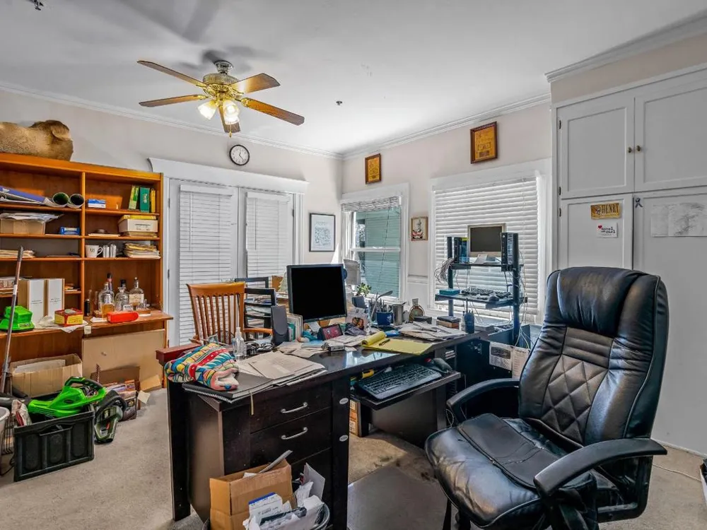 2200 L STREET Sacramento, CA 95816