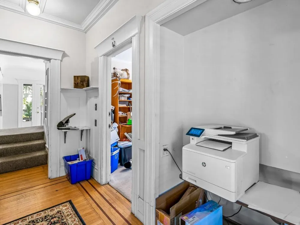 2200 L STREET Sacramento, CA 95816