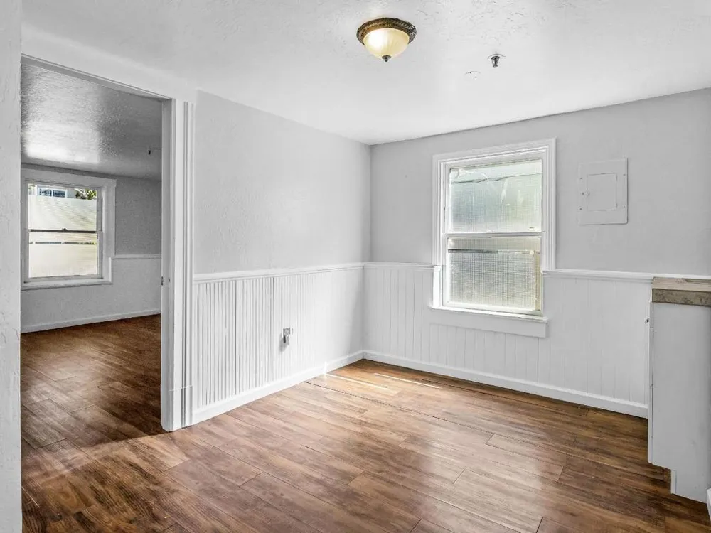 2200 L STREET Sacramento, CA 95816