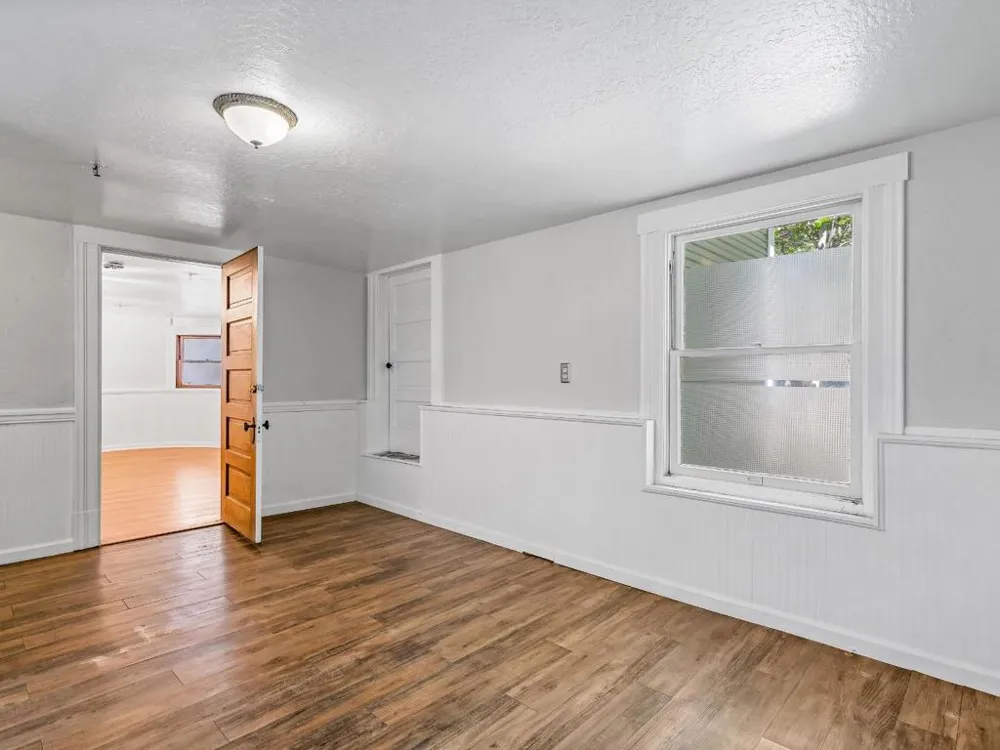 2200 L STREET Sacramento, CA 95816