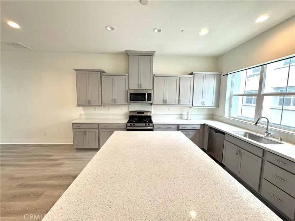 15936 Ellington Way Chino Hills, CA 91709