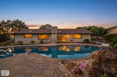 3120 Oak Leaf Court