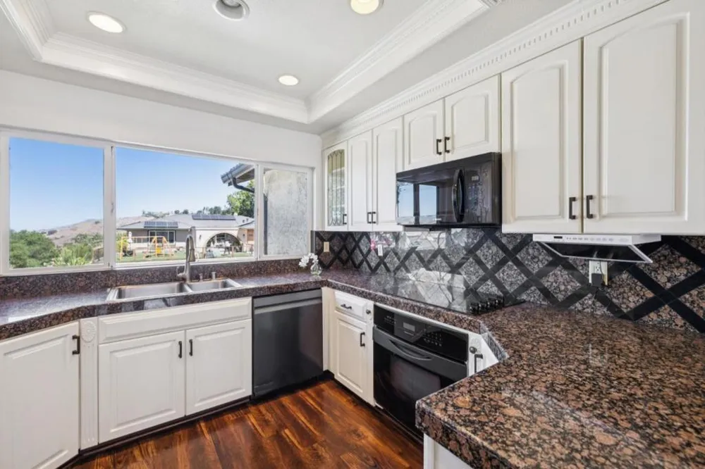 3120 Oak Leaf Court Morgan Hill, CA 95037