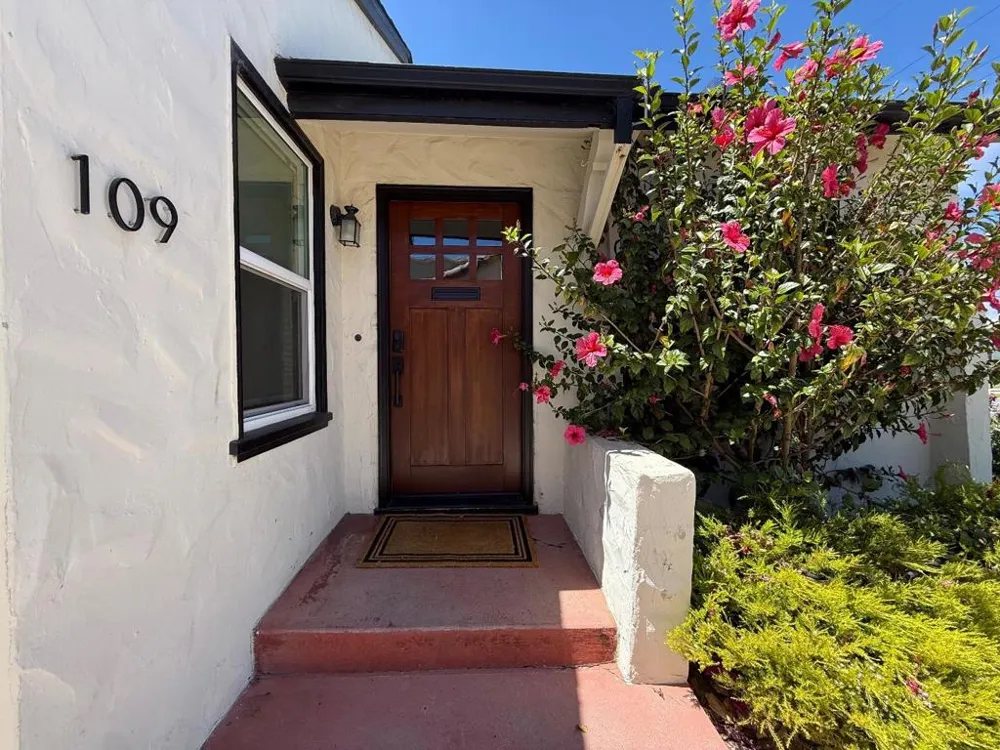 109 Geil Street Salinas, CA 93901