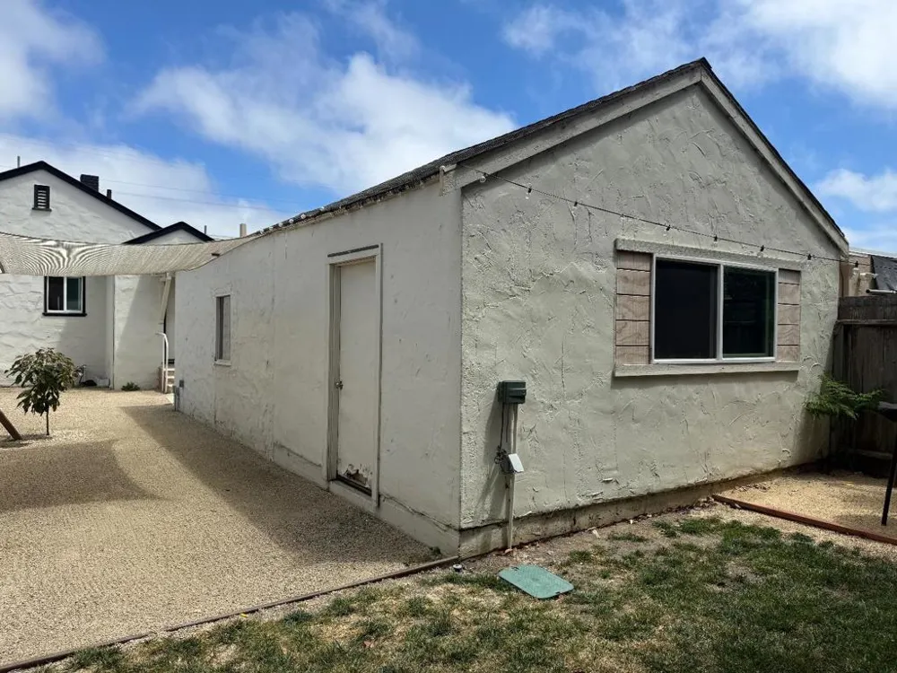 109 Geil Street Salinas, CA 93901