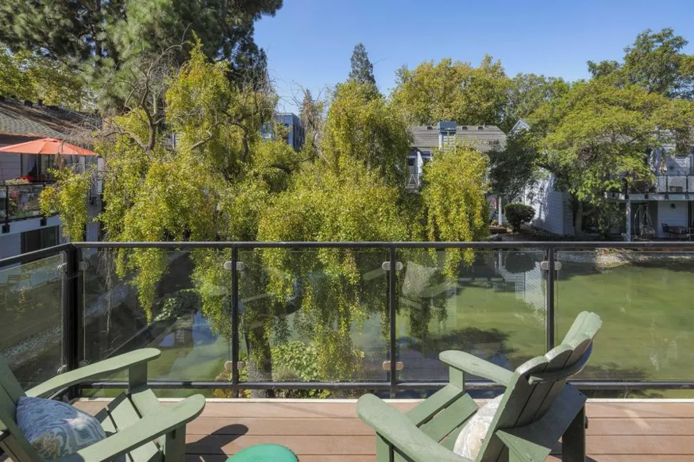 905 W Middlefield Road #918 Mountain View, CA 94043