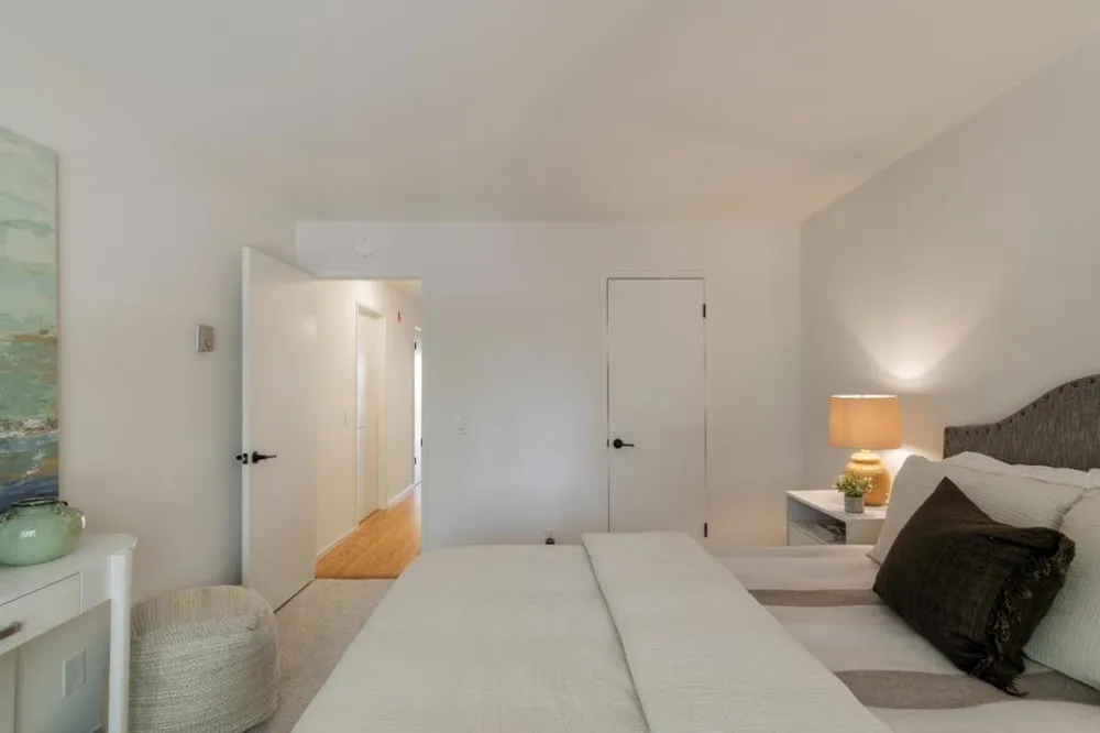 905 W Middlefield Road #918 Mountain View, CA 94043