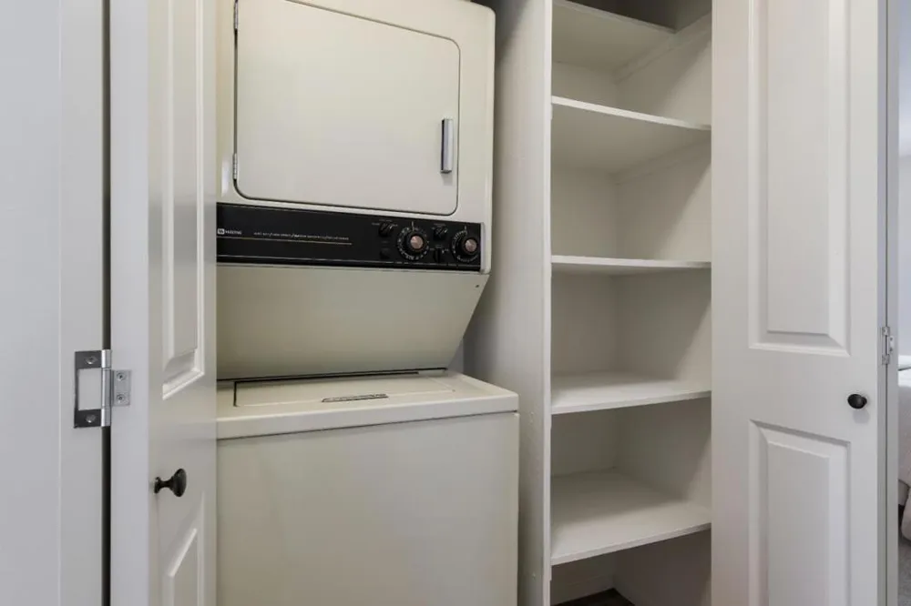 905 W Middlefield Road #918 Mountain View, CA 94043
