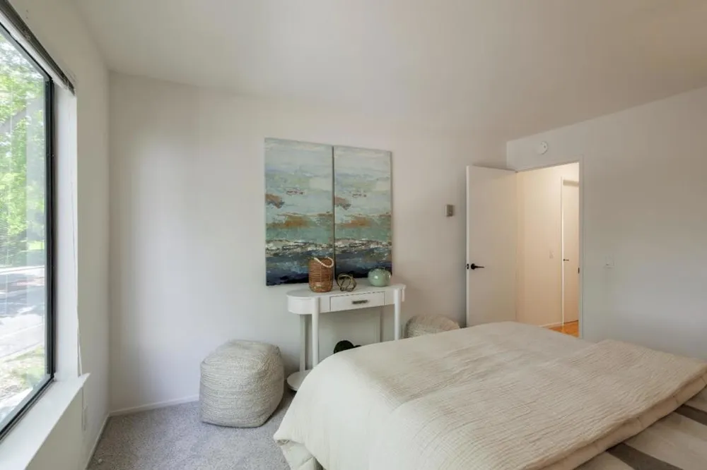 905 W Middlefield Road #918 Mountain View, CA 94043
