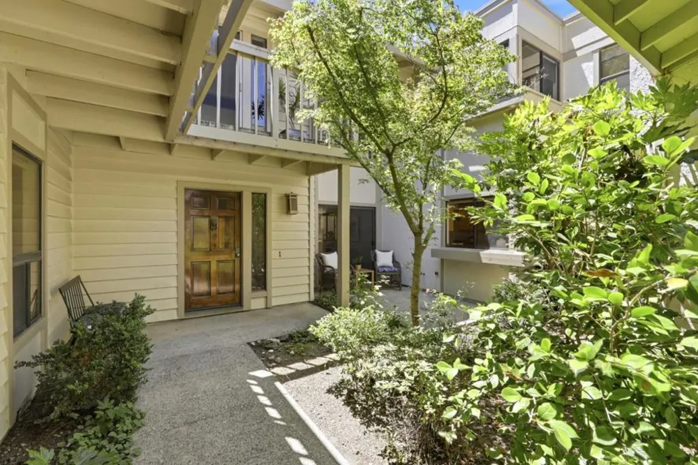 7229 Via Sendero San Jose, CA 95135
