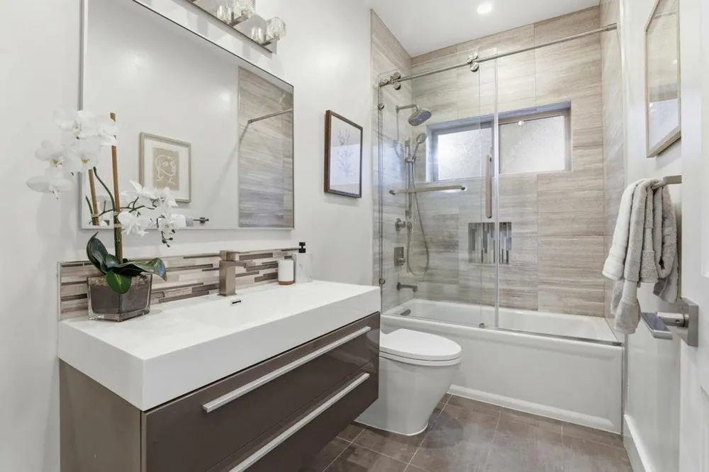 2212 Leland Avenue Mountain View, CA 94040