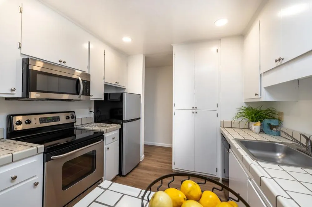 1730 Halford Avenue #355 Santa Clara, CA 95051