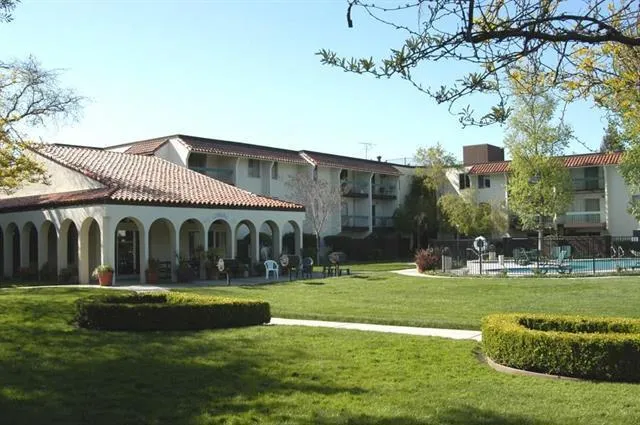 1730 Halford Avenue #355 Santa Clara, CA 95051