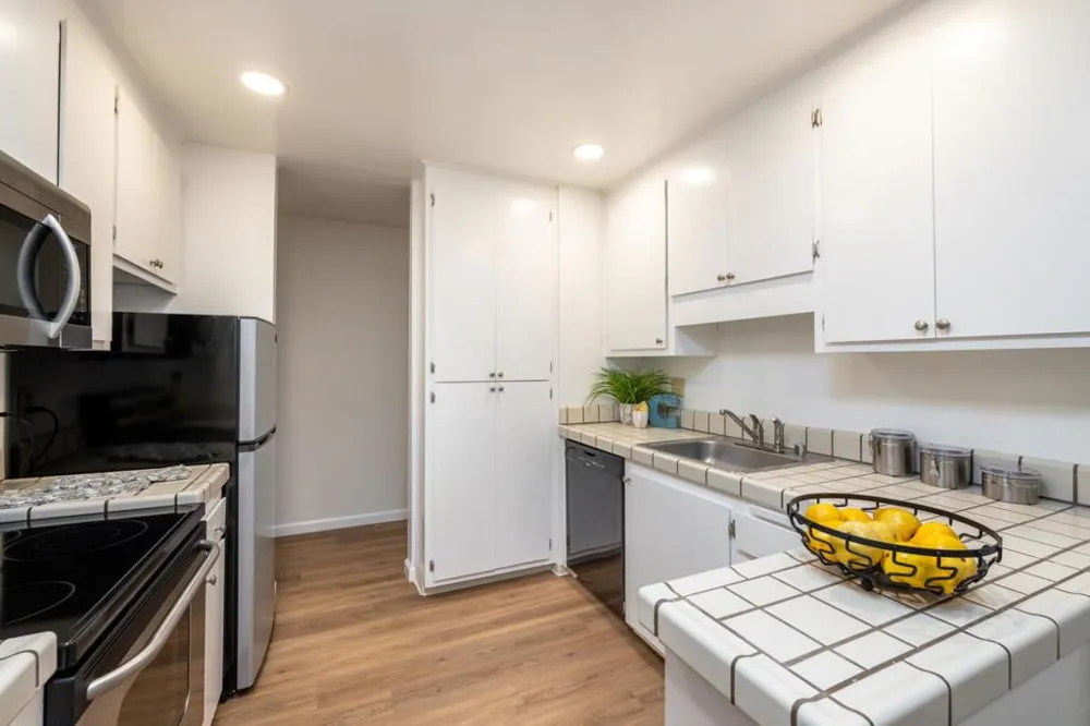 1730 Halford Avenue #355 Santa Clara, CA 95051