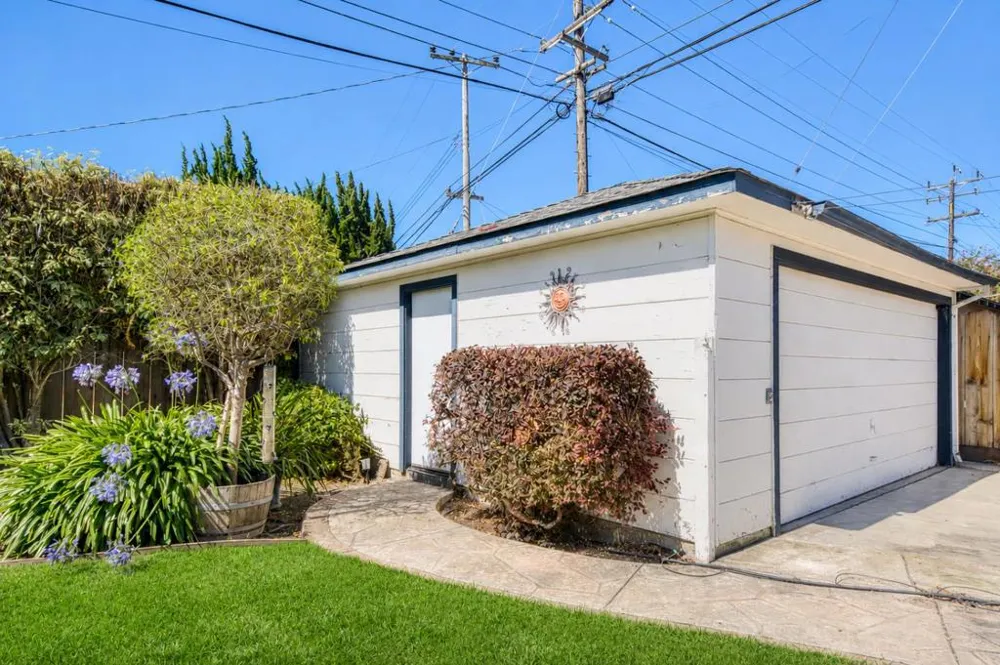 8 San Pedro Street Salinas, CA 93901