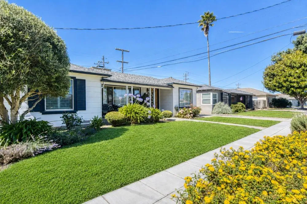 8 San Pedro Street Salinas, CA 93901