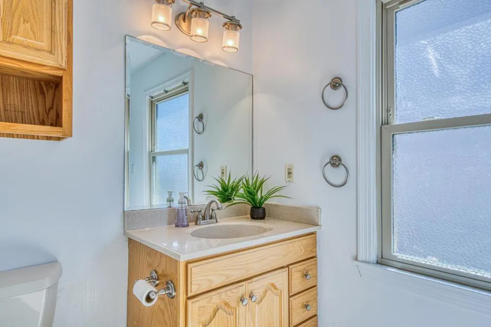 8 San Pedro Street Salinas, CA 93901